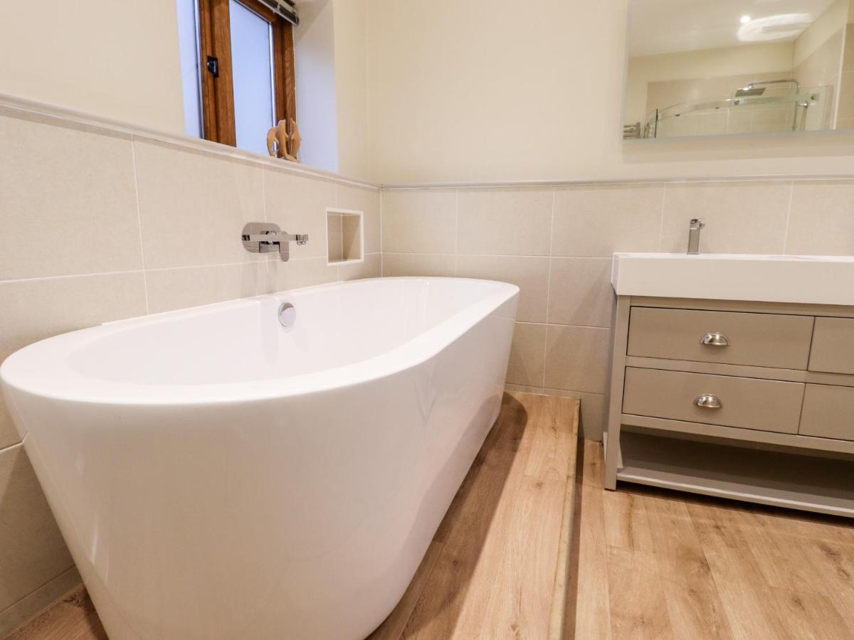Villa Little Batts Edenbridge Esterno foto